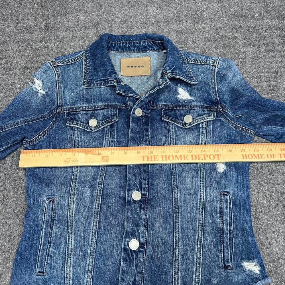 Blank NYC distressed denim jacket with raw hem. Size Extra Small - Picture 4 of 5